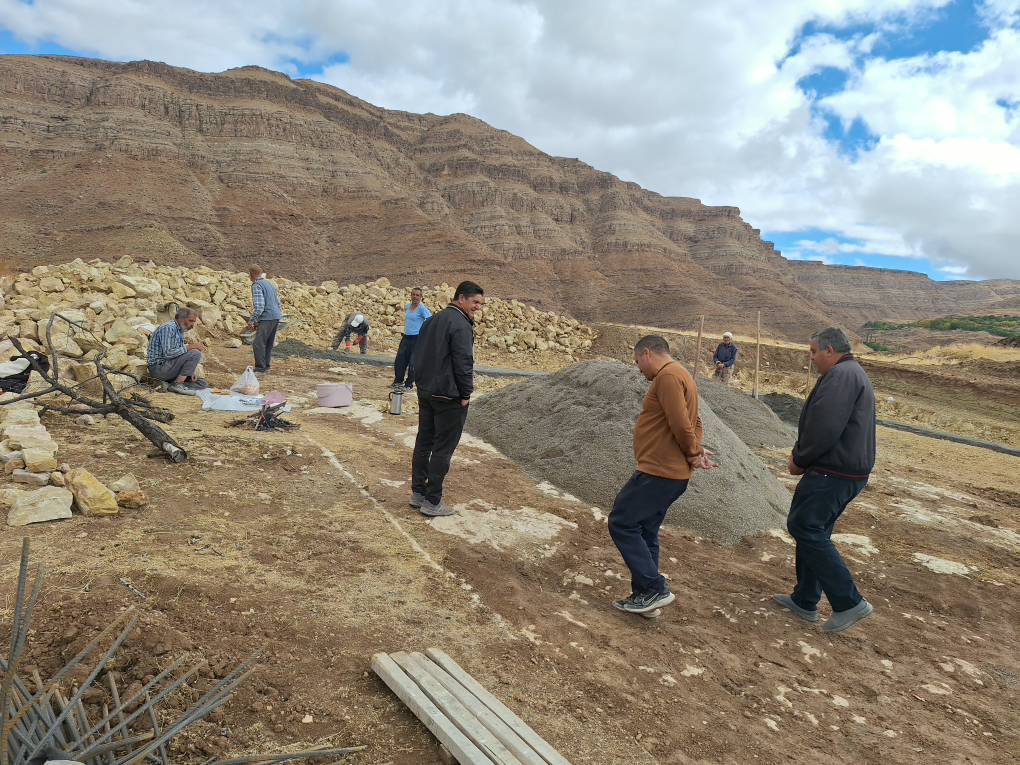 آغاز احداث مخزن ۵۰۰ مترمکعبی آب شرب روستای خسرویه در خراسان شمالی با سرمایه‌گذاری ۱۰ میلیارد تومانی؛ جلوه ای ماندگار از همدلی و مشارکت خیرین