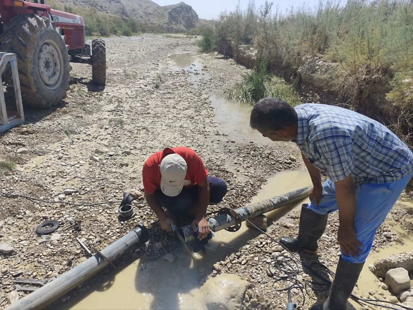 خدمت بی وقفه آبفای سملقان در شهرها و روستاها؛ پایداری آب در الویت است